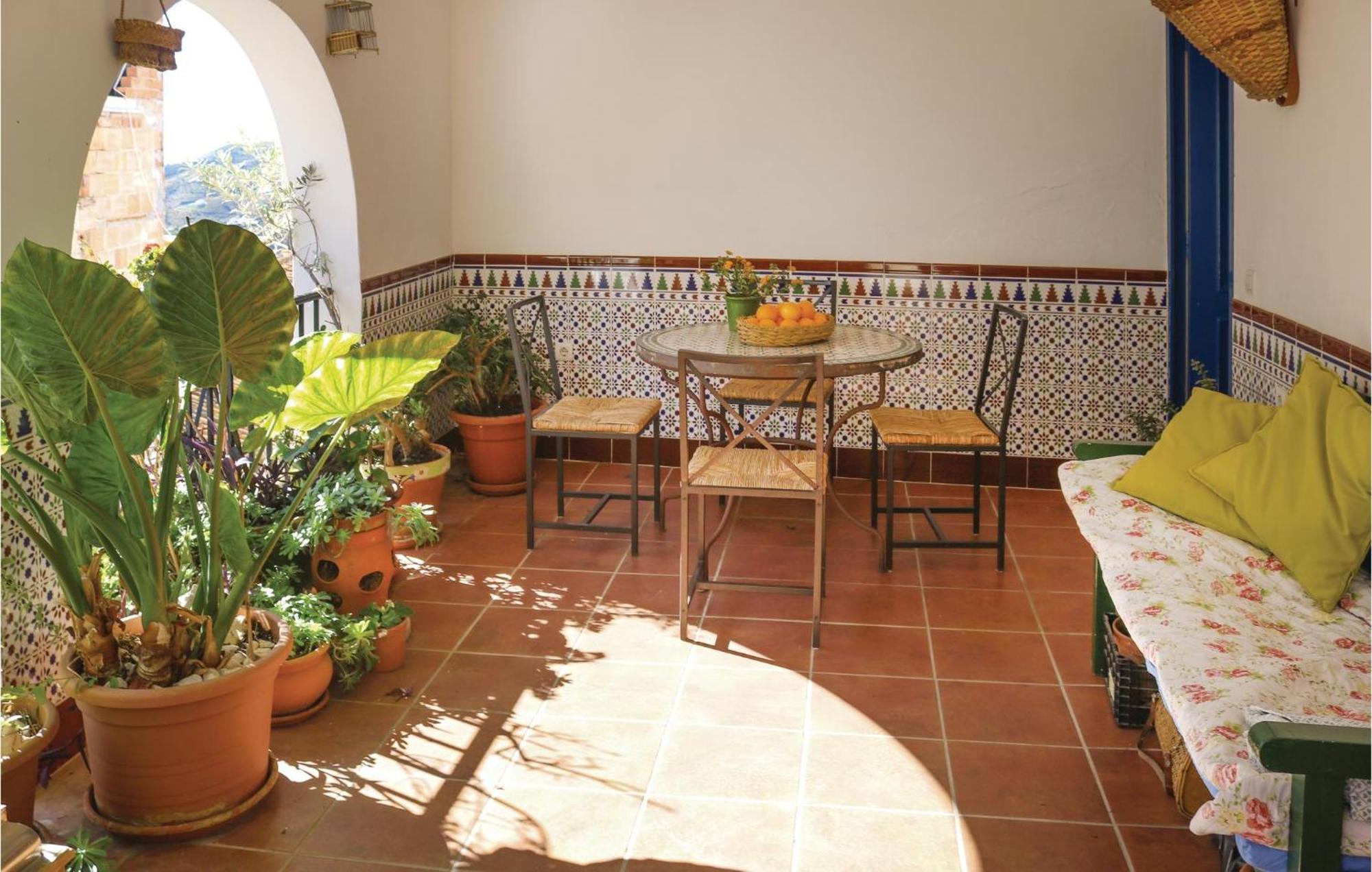 Nice Home In Canillas De Albaida With Wifi מראה חיצוני תמונה